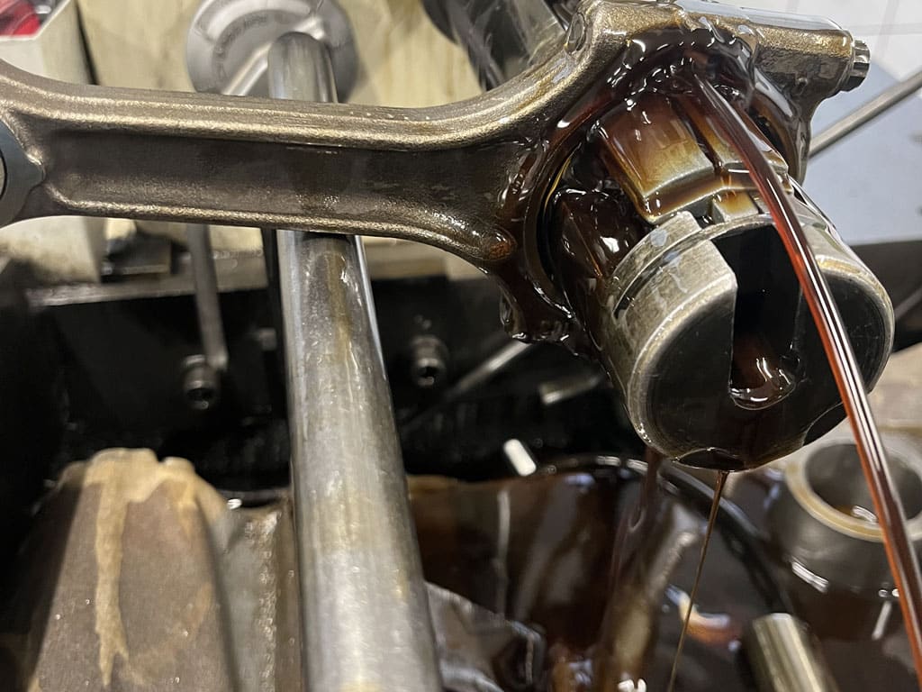Big-end connecting rod honing